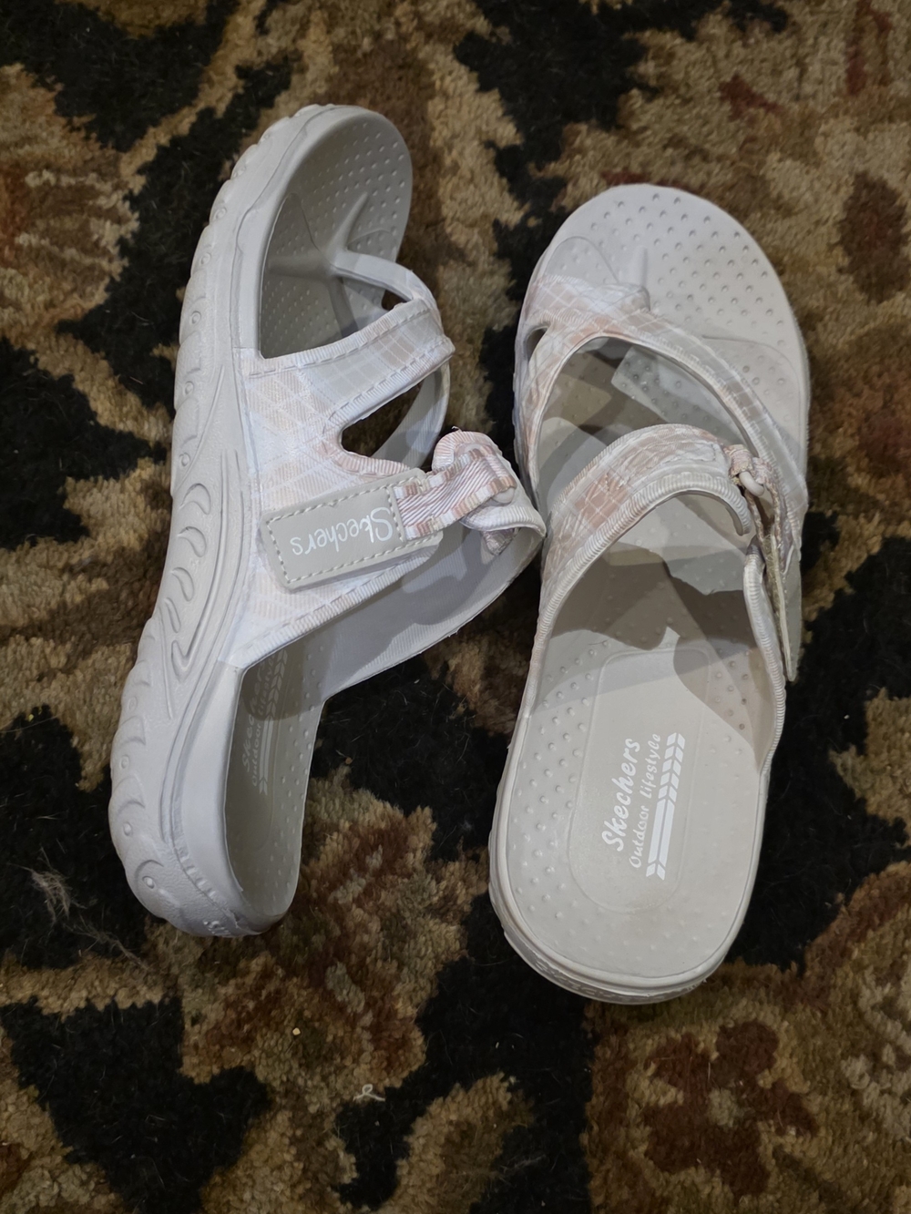 Skechers Women’s White Slip-On Shower Sandals - Picture 2 of 4